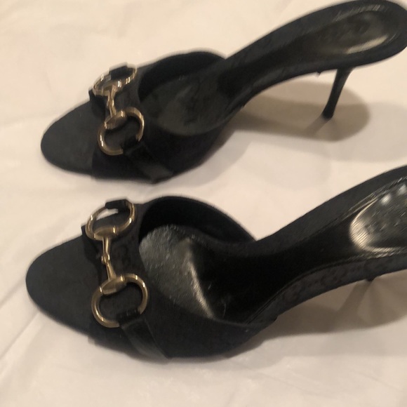 Gorgeous nearly new Gucci slides size 37 1/2 C - Picture 6 of 9